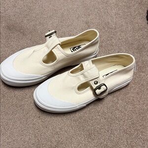 NWOB Vans Style 93 Mary Jane